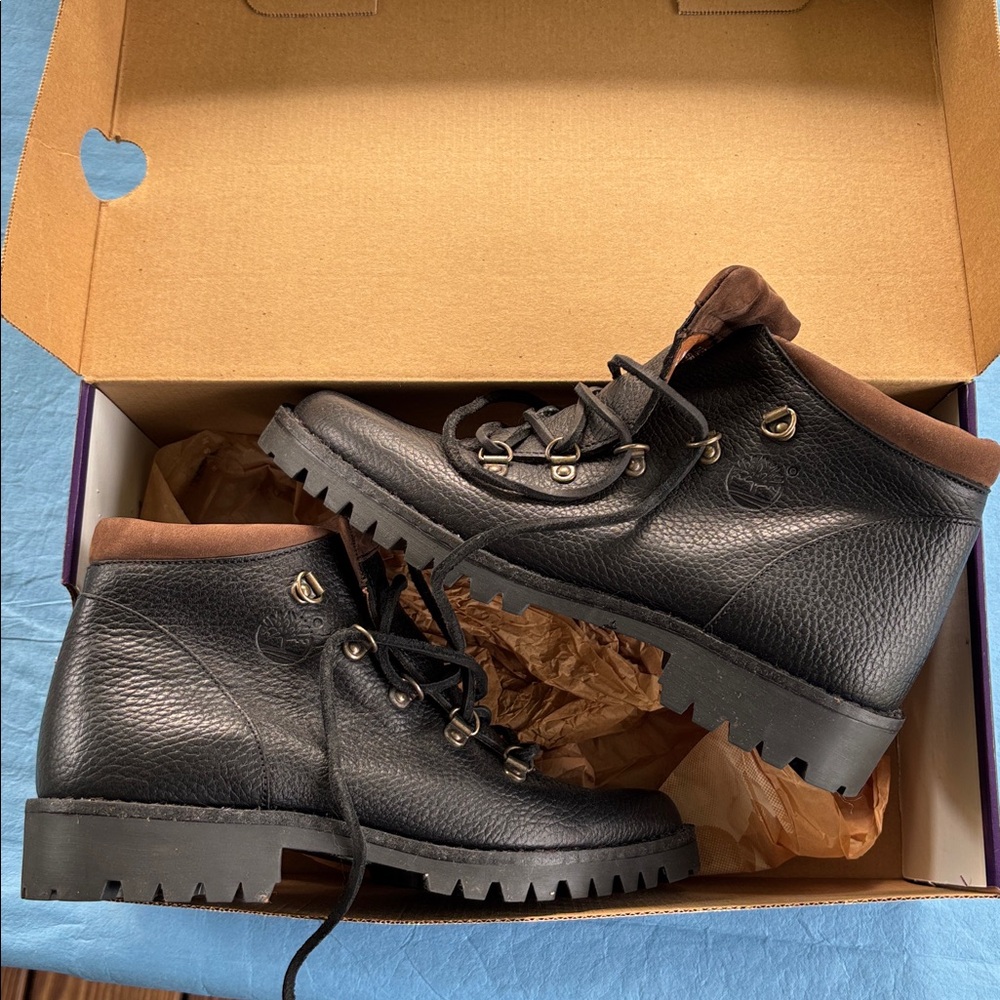 Timberland Black Leather Hiking Boots